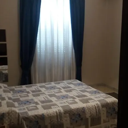 Oda ve Kahvaltı Frangi Pompei