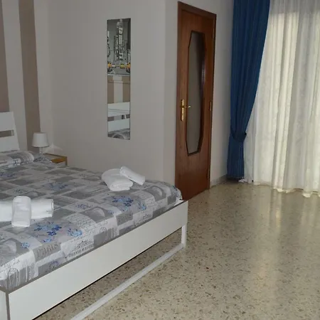 Frangi Oda ve Kahvaltı Pompei