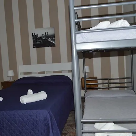 فندق مبيت وإفطار B&B Frangi 3*